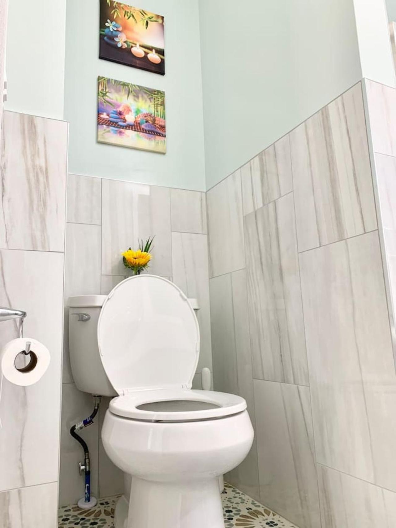 Newly Renovated 2 Bedroom Downtown Apt, Family Getaway. Montclair Dış mekan fotoğraf